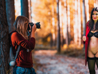 Exposing her amateur pussy for photosession in public