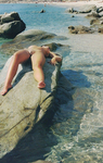 Amateur exhibiting herself at the beach