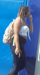 Ninfetinha peitudinha de legg na porta da escola