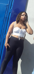 Ninfetinha peitudinha de legg na porta da escola