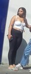 Ninfetinha peitudinha de legg na porta da escola