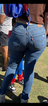 Bunda latina no parque