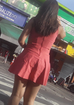 Que delicia de ninfetinha de vestidinho curto