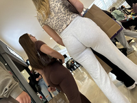 Vi essa dupla de universitários no shopping e soube que tinh