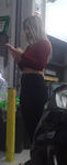 Fiquei de longe só imaginando essa loira deliciosa de quatro