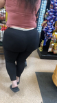 Latina gostosa com um bundão enorme, do jeito que eu gosto????