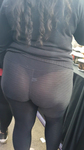 Tremendo culazo de latina transparente com tanga visível!