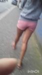 Morena gostosa de shortinhos
