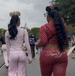 3 bundas incríveis de latinas da Disney. Pequena, média e gr