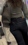 A gata árabe tem um rabo incrível