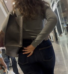 A gata árabe tem um rabo incrível