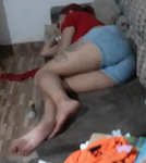Cunhada Rabuda do meu amigo dormindo no sofá