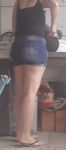 Flagra  da Deliciosa Esposa do meu amigo de shortinhos