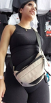 Latina linda com a bunda enfiada mostrando seu GRANDE CAMELT