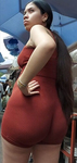 Latina linda com a bunda enfiada mostrando seu GRANDE CAMELT