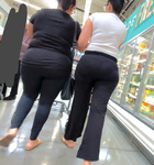 Latina Milf novinha em folha