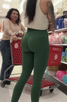 Leggings verdes na Target! Rosto e tatuagens!