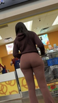 MILF com bunda grande e redonda é inspecionada
