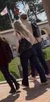MILF portuguesa curvilínea de calça jeans