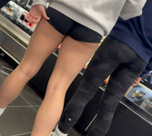 shorts curtos e apertados