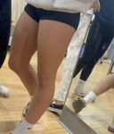 shorts curtos e apertados