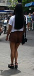 GAROTAS SEXY DE SHORTS NA RUA