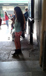 GAROTAS SEXY DE SHORTS NA RUA