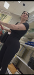 Milf madura com bunda grande em leggings pretas