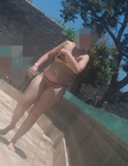 Loira Rabuda na Piscina Com fio  dental enterrado no Cú Gost