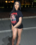 @kaitlinashleybleu Gata deliciosa