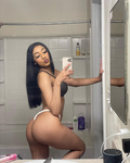 @kaitlinashleybleu Gata deliciosa