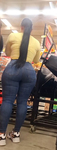 Bunda enorme em jeans, corpo latino
