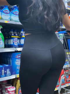 Cabelo Preto, camisa preta, calça preta, e meu pensamento fi