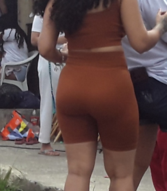 Coroa toda gostosa marcando o bucetão