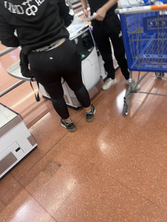 Uma Bunda Redondinha e muito gostosa