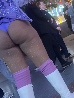 Garota de biquíni roxo de Las Vegas