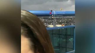 Acompanhante Dani Bueno chupando um pau