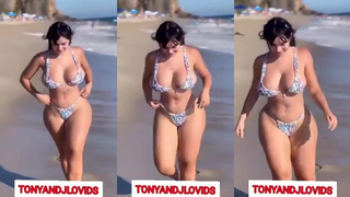 HOT BODYS #31955