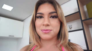 Gabily Castro