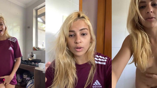 Torcedora do flu alegre mesmo perdendo