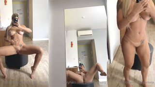 Pamela Shurtz toda abertinha