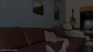 A MELHOR AMIGA DA MÃE GOSTA DE FESTAS - LEGENDADO
