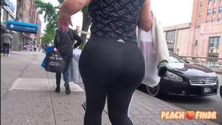Rabão Gostoso marcando a calcinha