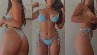 Sophie Rain tirando tudo ficando pelada