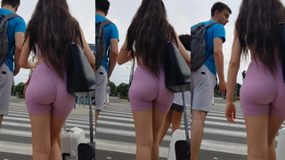 Puta gostosa com aquele pau endurecendo e as bochechas suculentas e enfiadas!!!????????????