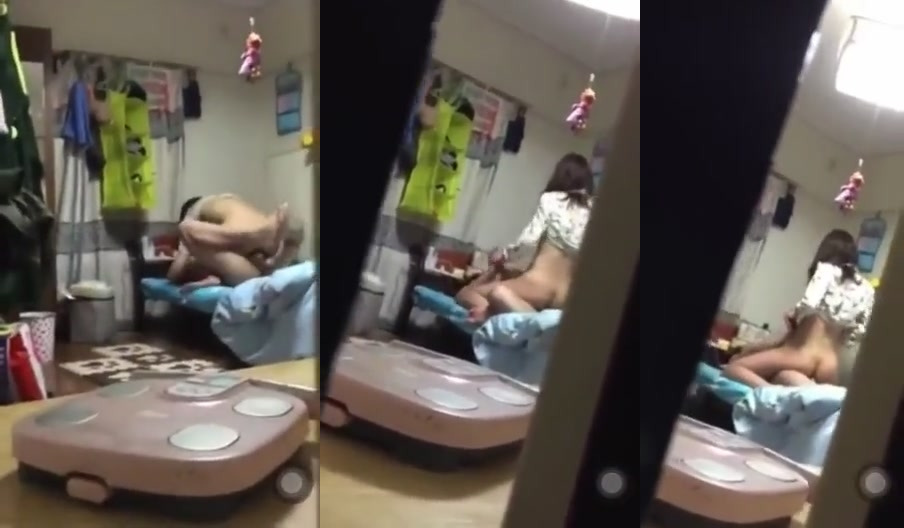 Flagrou o irmão transando com a nmorada em casa