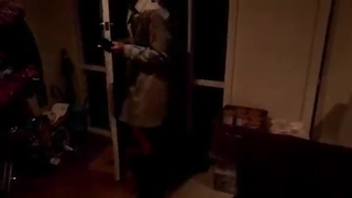 ESPOSA CHEGA EM CASA CHEIA DE PORRA PRO CORNO
