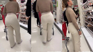 Ella ta provocando