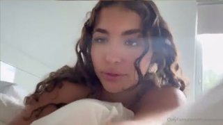 Thalia Matos 19