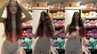 Novinha linda dançando 1